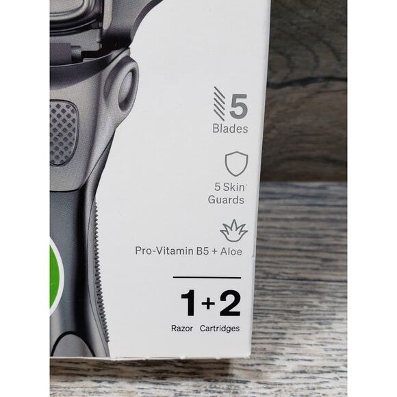 Schick Hydro Sensitive Men's - Picture 2 of 4